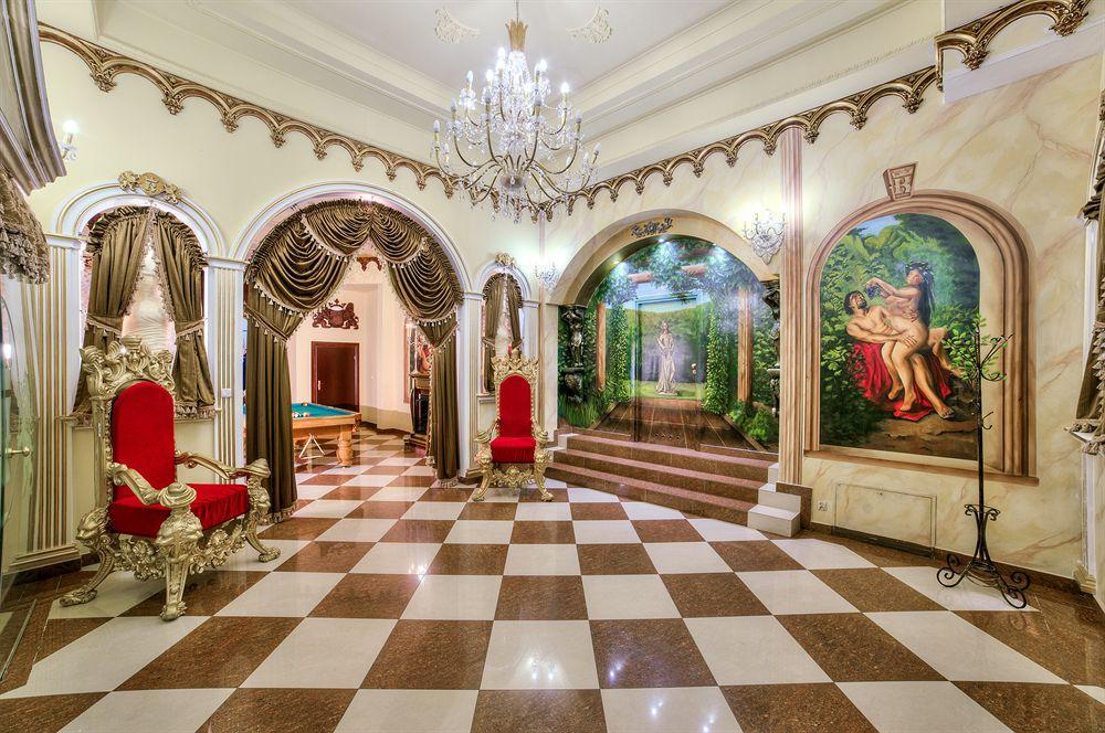 Hotel Krolewski 야노프 루벨스키 외부 사진