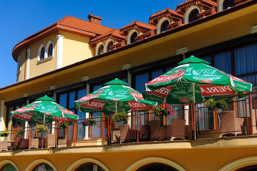 Hotel Krolewski 야노프 루벨스키 외부 사진