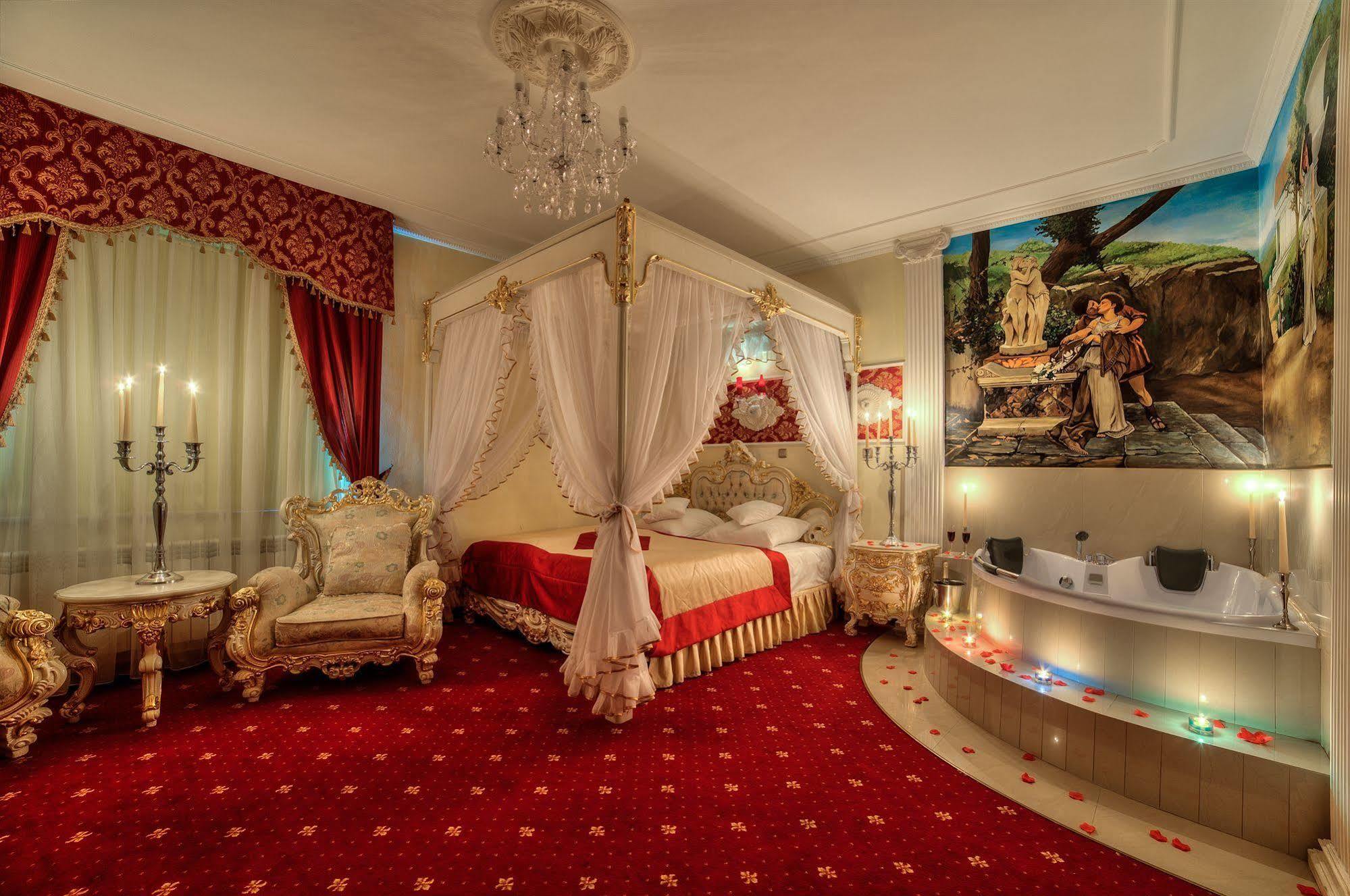 Hotel Krolewski 야노프 루벨스키 외부 사진